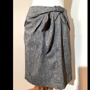 Banana Republic Gray Women's Skirt, gathered wrap look & tie,kick pleat,lined, 8